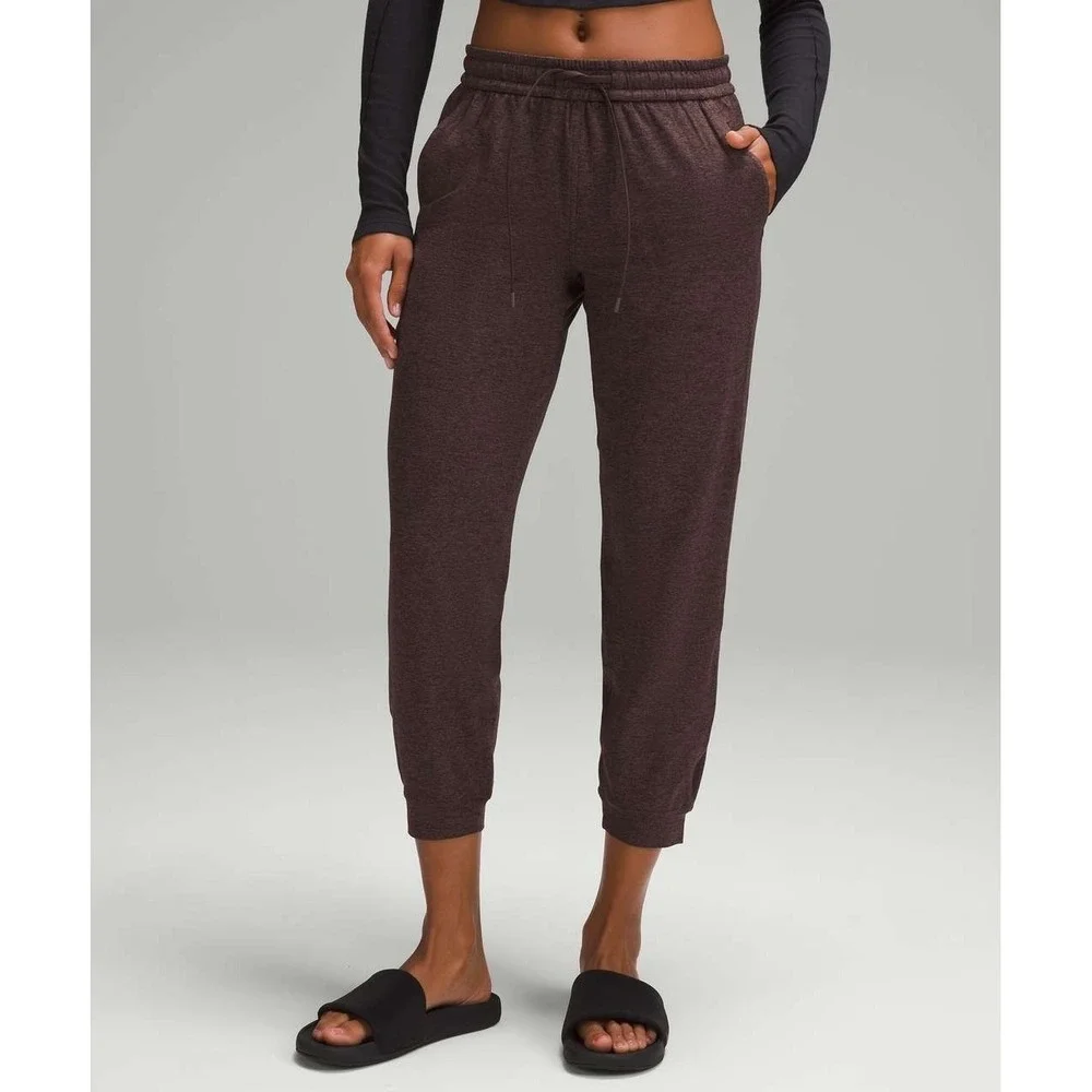 Lululemon Soft Jersey Classic-Fit Mid-Rise 7/8 Jogger Heathered Dark Espresso 10 - Picture 12 of 12